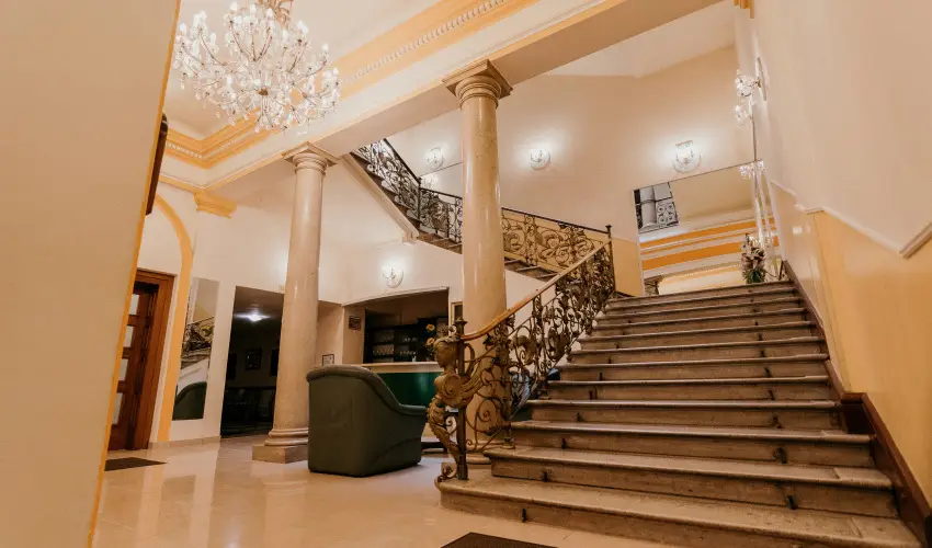 Tisza Hotel Szeged - P�nk�sd