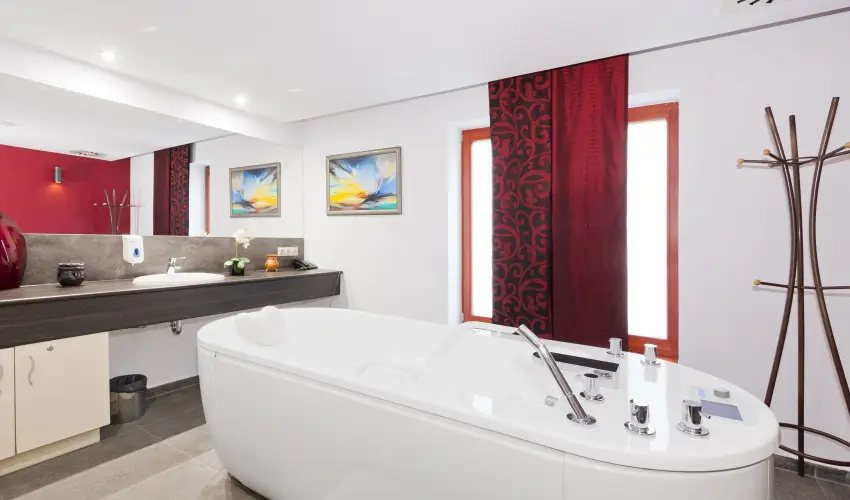 T� Wellness Hotel B�nk - P�nk�sd (min. 2 �j)