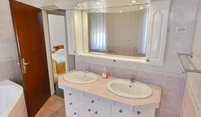 T�kert Fogad� Nagym�nyok