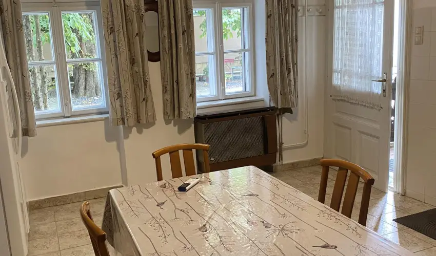 Torn�cos Vend�gh�z K�r�shegy - P�nk�sd (min. 3 �j)