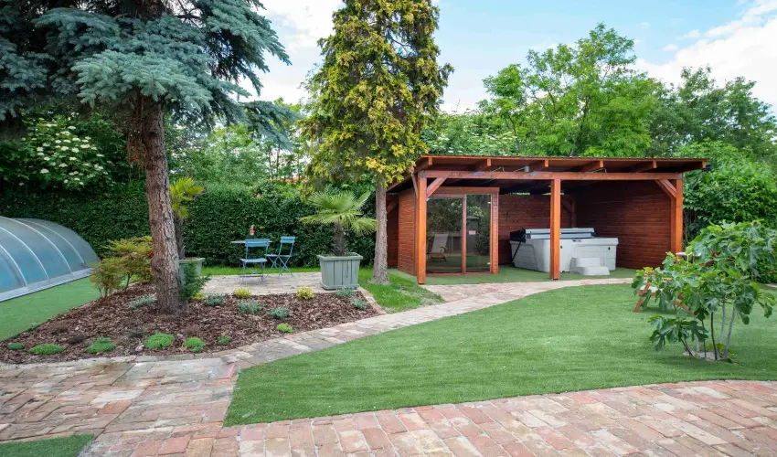 Torn�cos Vend�gh�z K�r�shegy - P�nk�sd (min. 3 �j)