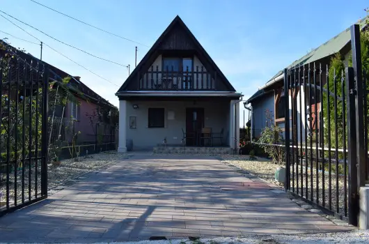 T�csi lak - P�nk�sd (min. 2 �j)