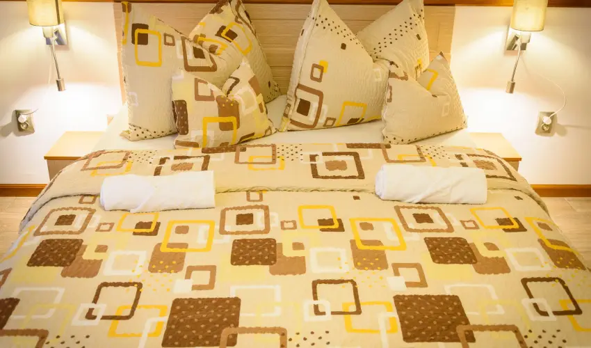 Tulipn Vendghz rvnyes - Pnksd (min. 2 j)