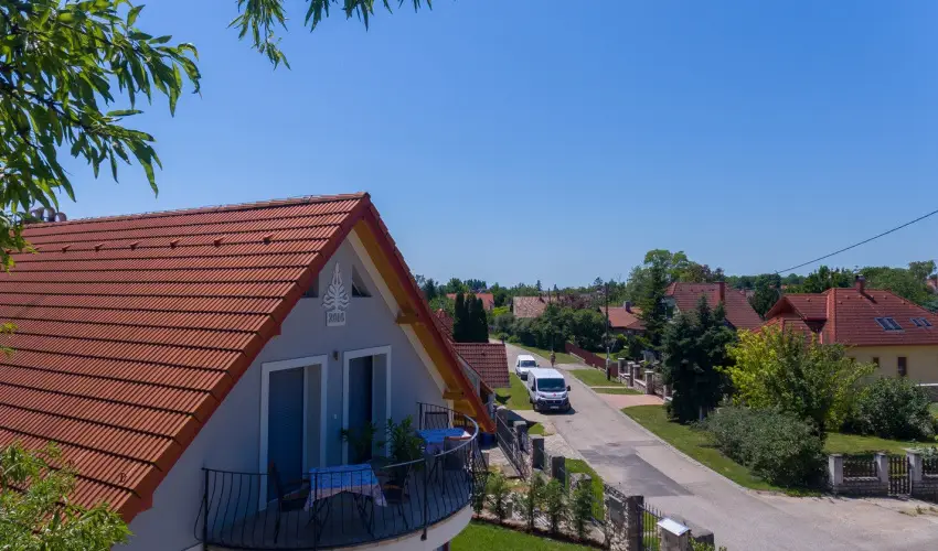 Tulipn Vendghz rvnyes - Pnksd (min. 2 j)