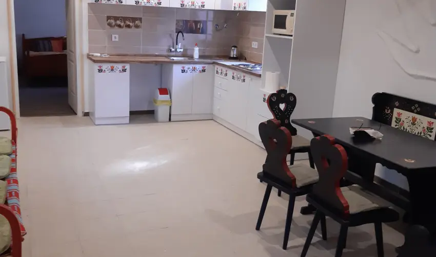 Tulip�nos Vend�gh�z �r - P�nk�sd