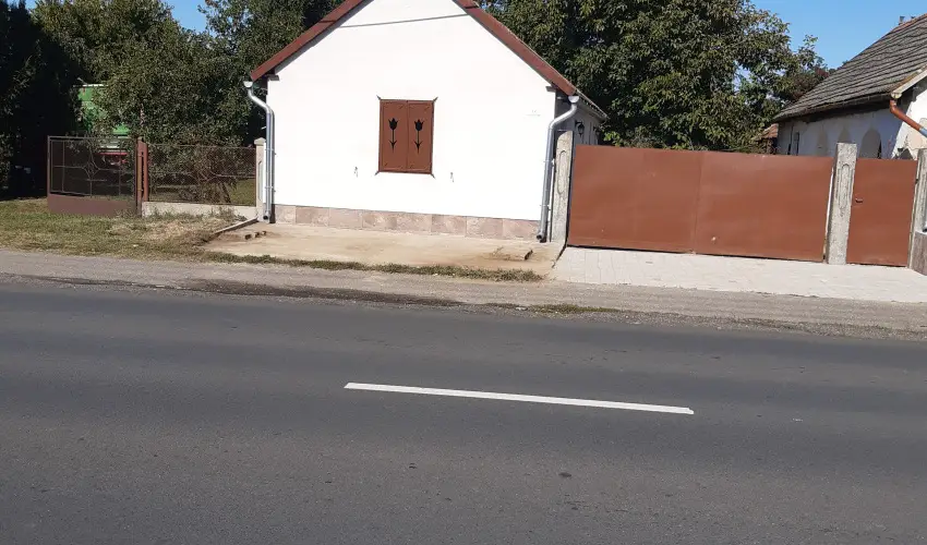 Tulip�nos Vend�gh�z �r - P�nk�sd