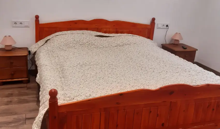 Tulip�nos Vend�gh�z �r - P�nk�sd