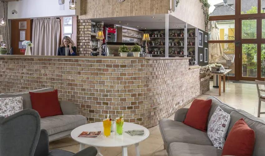 T�nd�rkert Hotel Noszvaj - P�nk�sd