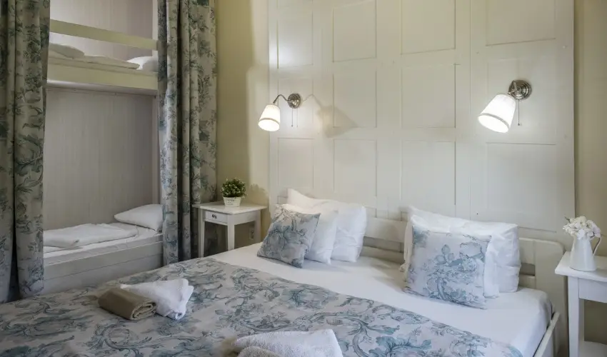 T�nd�rkert Hotel Noszvaj - P�nk�sd