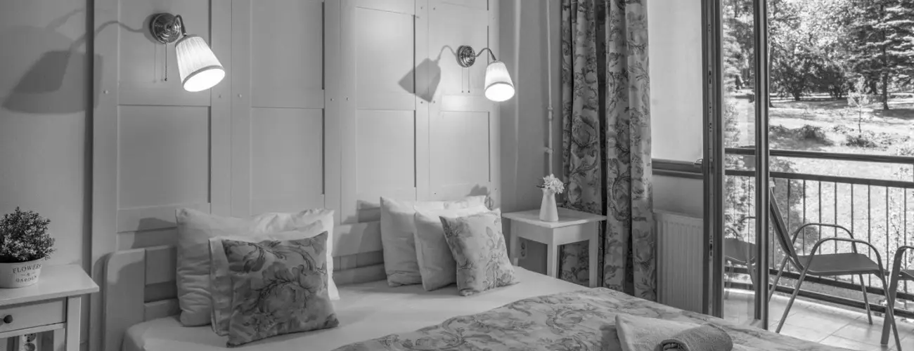 Tndrkert Hotel Noszvaj - Pnksd (min. 2 j)