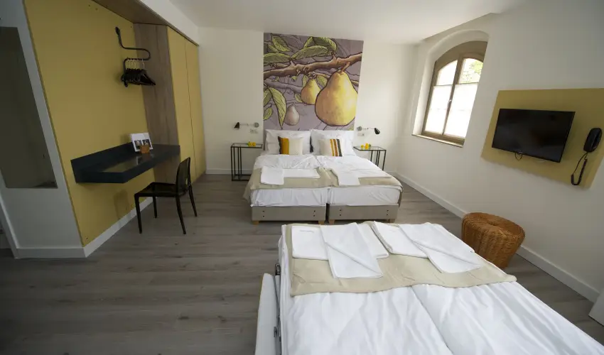 Vadkert Major Srvr - Pnksd