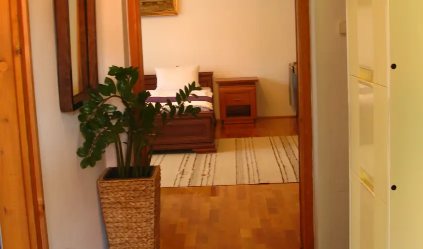 Vadr�zsa Vend�gh�z Szentendre - P�nk�sd (min. 2 �j)