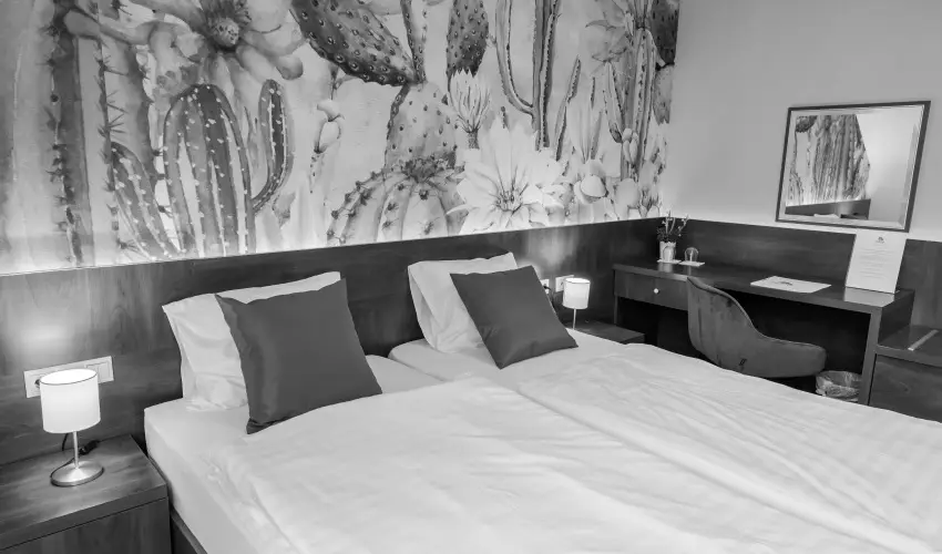 Vadvir�g Panzi� �gfalva - P�nk�sd 