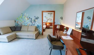 Vadvir�g Panzi� �gfalva