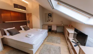 Vadvir�g Panzi� �gfalva