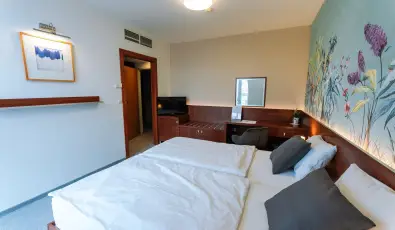 Vadvir�g Panzi� �gfalva