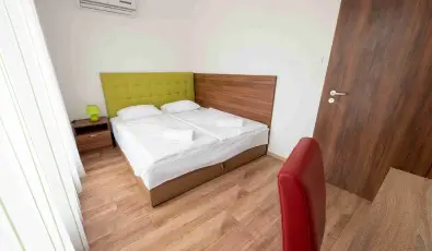 Veritas Apartmanh�z Zam�rdi