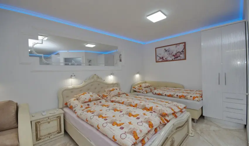 Veronika Apartman De Luxe Gyula - Pnksd (min. 2 j)