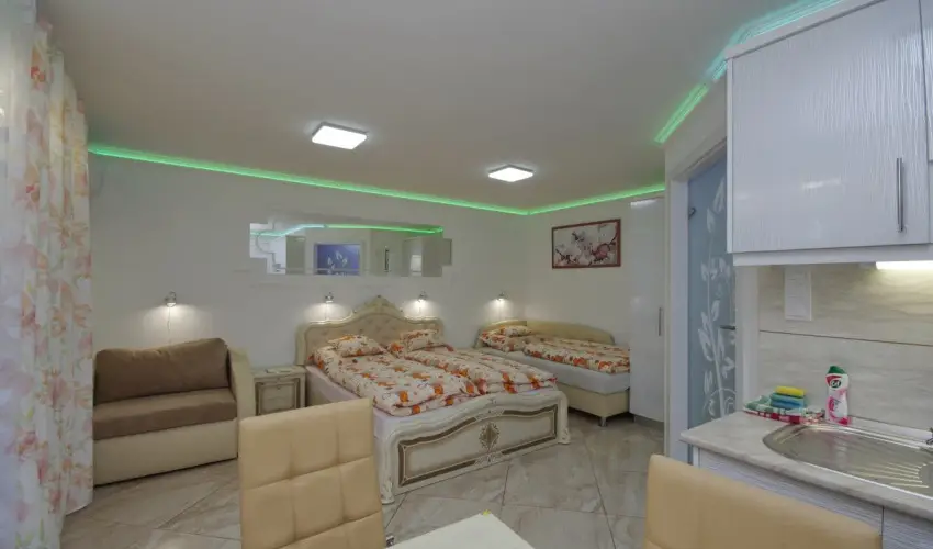 Veronika Apartman De Luxe Gyula - Pnksd (min. 2 j)