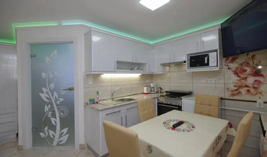 Veronika Apartman De Luxe Gyula - Pnksd (min. 2 j)