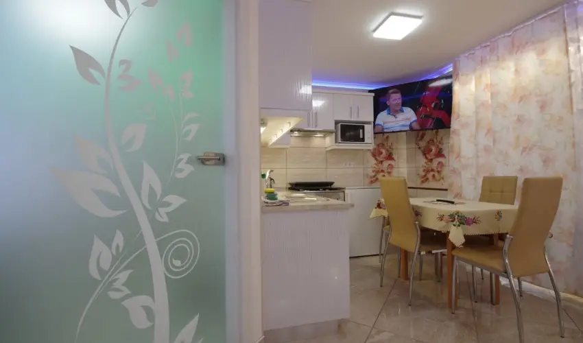 Veronika Apartman De Luxe Gyula - Pnksd (min. 2 j)