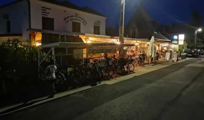 Viktor Bor- s Vendghz Balatonmriafrd - Pnksd 