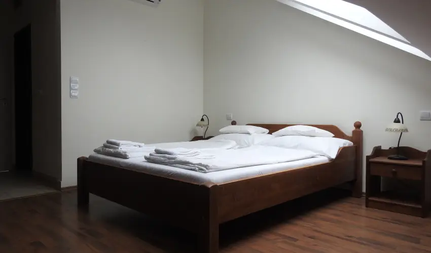 Viktor Bor- s Vendghz Balatonmriafrd - Pnksd 