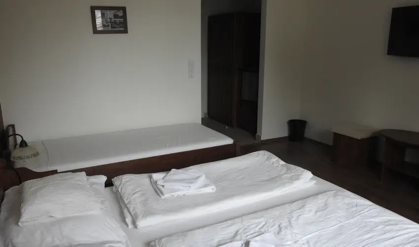 Viktor Bor- s Vendghz Balatonmriafrd - Pnksd 