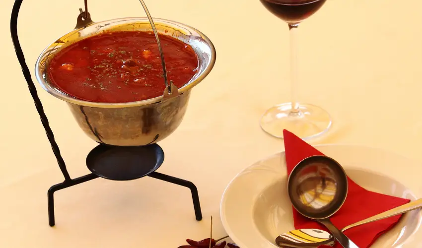 Viktor Bor- s Vendghz Balatonmriafrd - Pnksd 