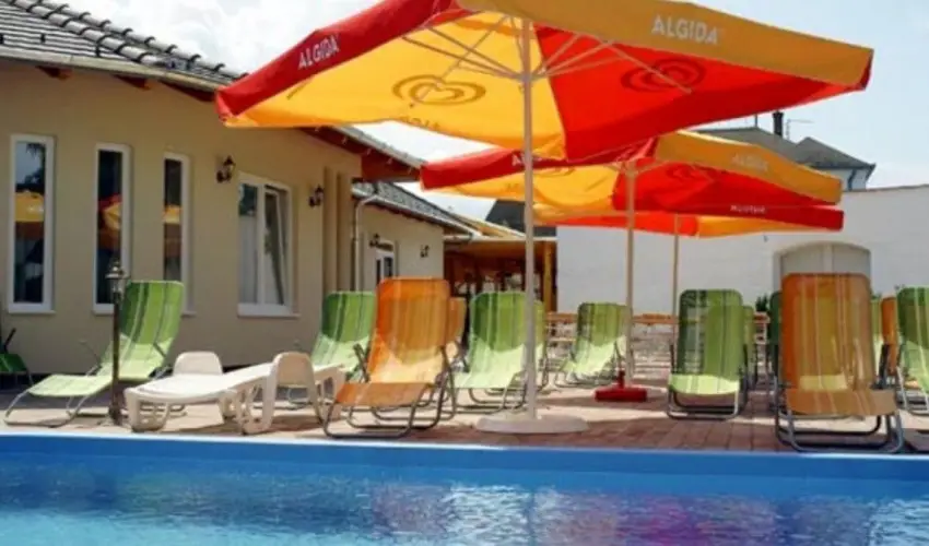 Viktor Bor- s Vendghz Balatonmriafrd - Pnksd 