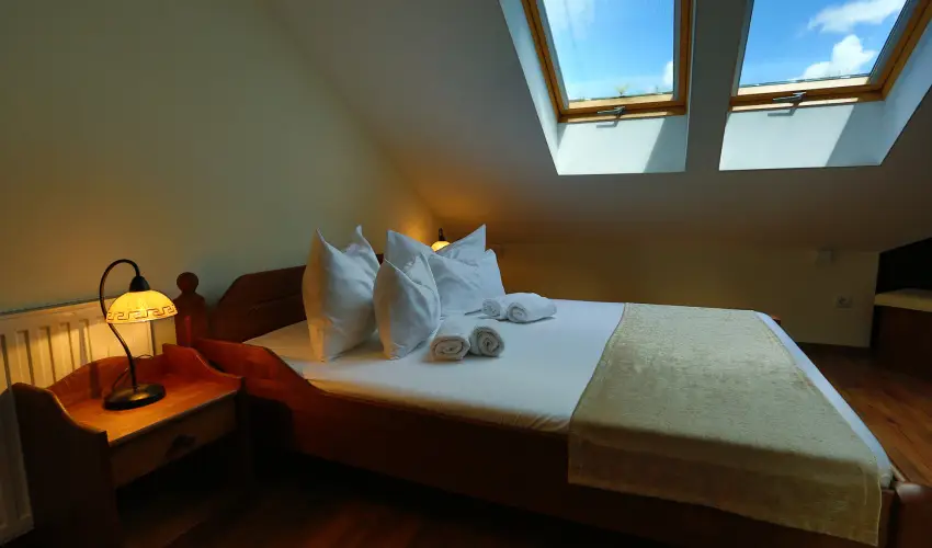 Viktor Bor- s Vendghz Balatonmriafrd - Pnksd 