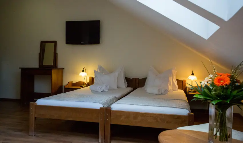 Viktor Bor- s Vendghz Balatonmriafrd - Pnksd 