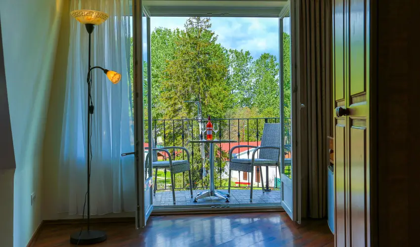 Viktor Bor- s Vendghz Balatonmriafrd - Pnksd 