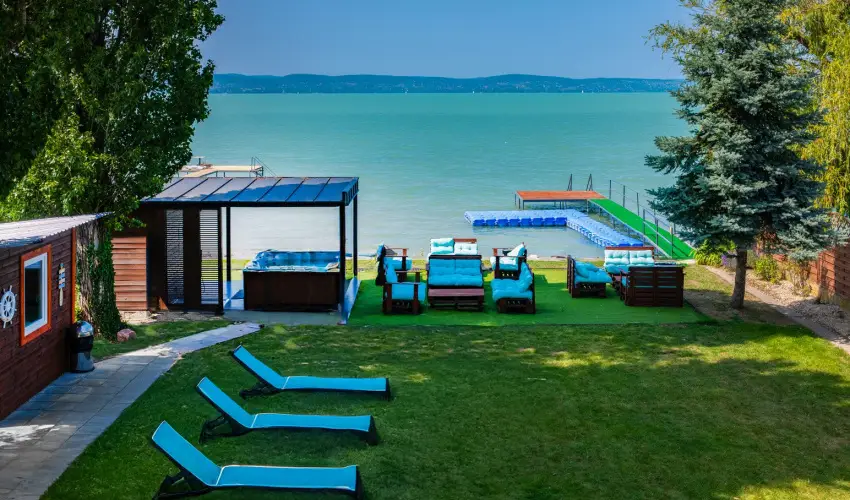 Villa MyLake Zamrdi - Pnksd