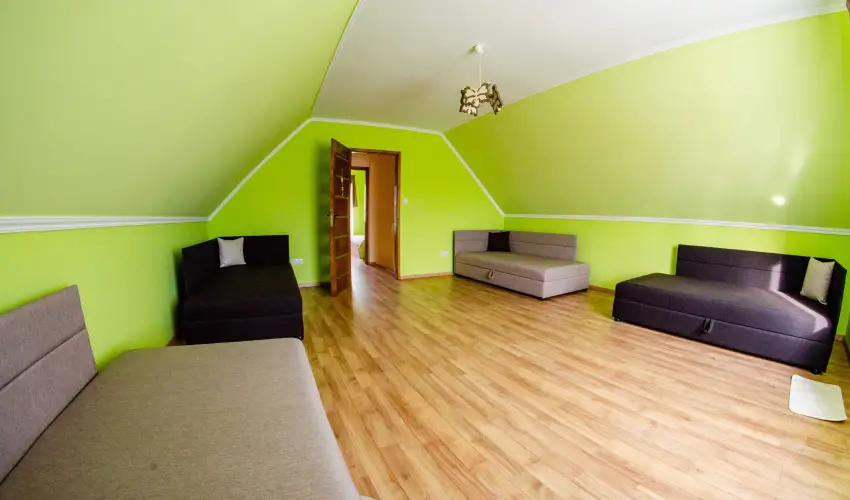 Vir�g �d�l�h�z Szarvas - P�nk�sd