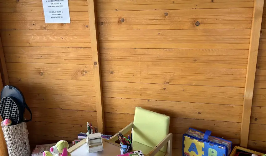 Vir�g �d�l�h�z Szarvas - P�nk�sd