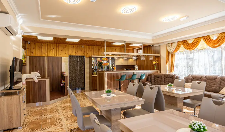 Vrs lom Apartman Panzi Tiszakcske Tiszakcske - Pnksd