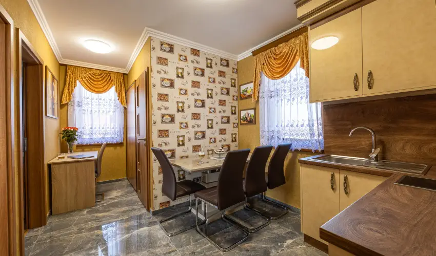 Vrs lom Apartman Panzi Tiszakcske Tiszakcske - Pnksd