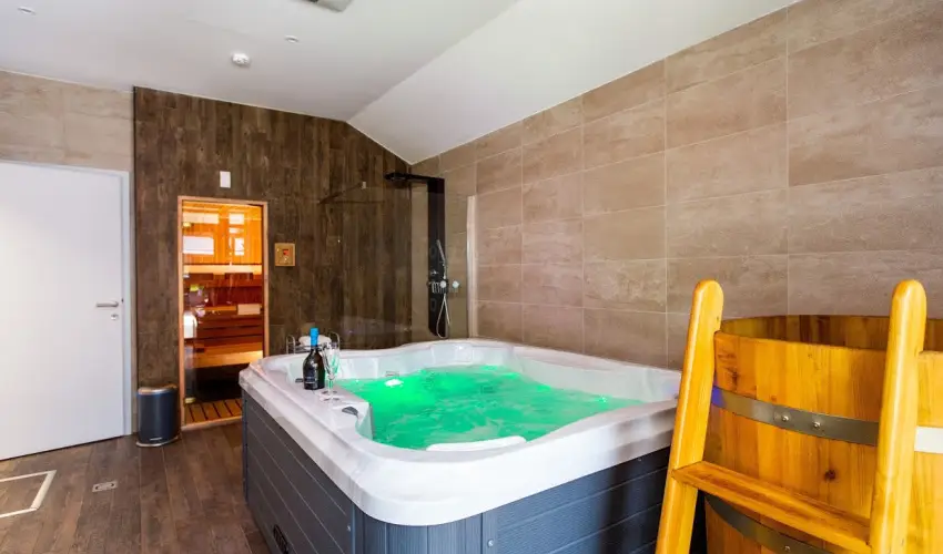 Waterfront Lodge Dunapataj - Pnksd 