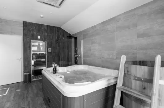 Waterfront Lodge - Pnksd 