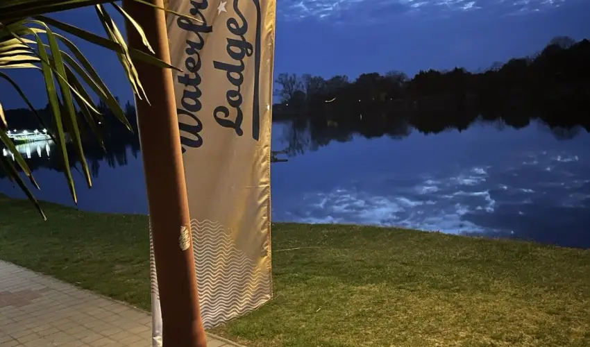 Waterfront Lodge Dunapataj - Pnksd 