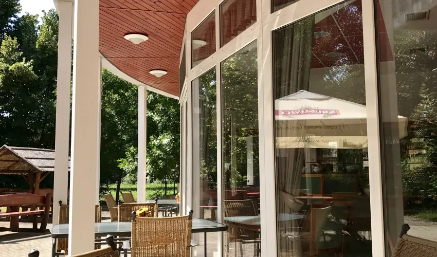 Well Hotel Harkny - Pnksd