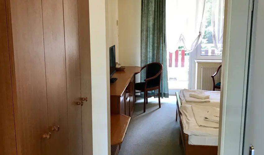 Well Hotel Harkny - Pnksd