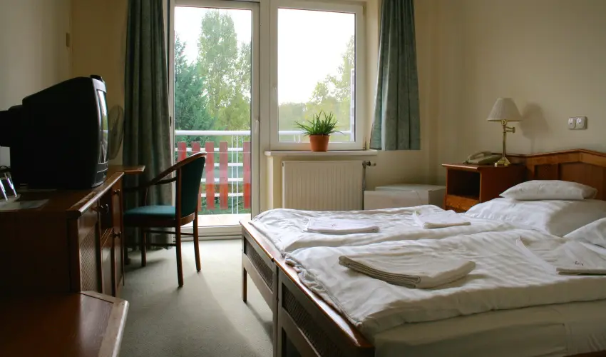 Well Hotel Harkny - Pnksd