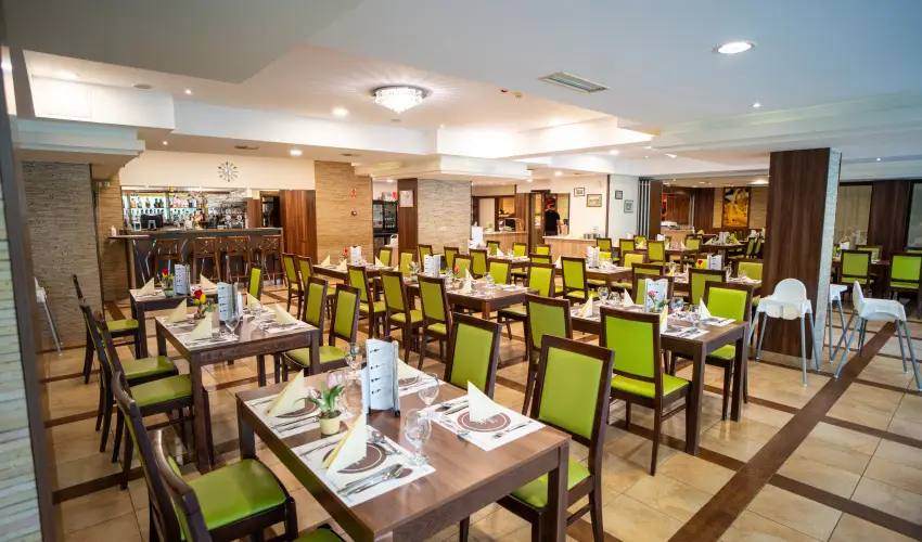 Wellness Hotel Gyula Gyula - P�nk�sd (min. 3 �j)
