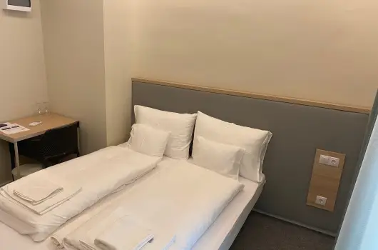 Tihany Yacht Club - Pnksd