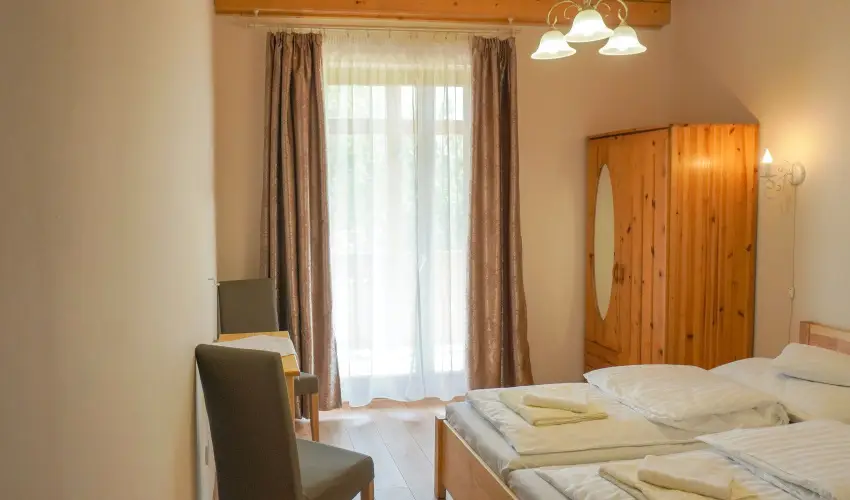 Zempl�ni T�nd�rkert Vend�gh�z F�z�rkoml�s - P�nk�sd (min. 2 �j)