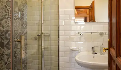 Zempl�ni T�nd�rkert Vend�gh�z F�z�rkoml�s