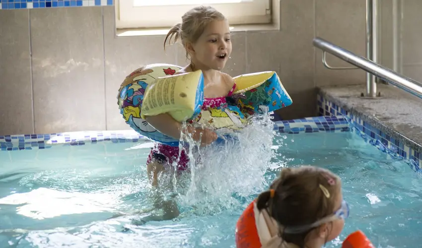 Zenit Hotel Balaton Vonyarcvashegy - Pnksd - teljes elrefizetssel