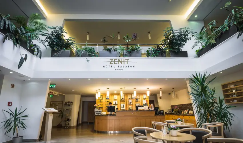 Zenit Hotel Balaton Vonyarcvashegy - Pnksd - teljes elrefizetssel